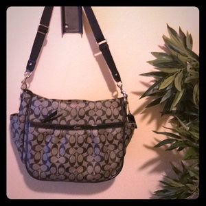 Coach signature bag tote multi-pocket